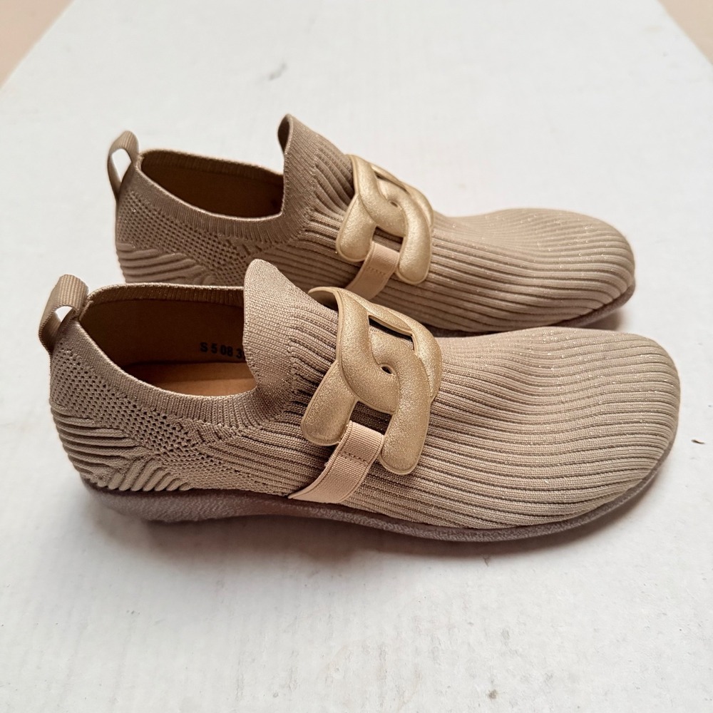 Naot Vegan Etera Beige Knit Metallic Gold Chain Slip On Sneakers Shoes EU 39 L8